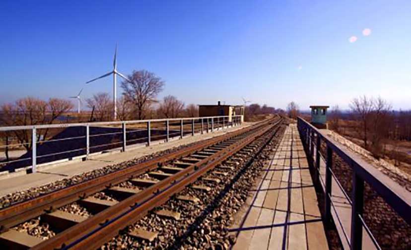 高鐵建設(shè)領(lǐng)域，加大對(duì)機(jī)制砂的需求