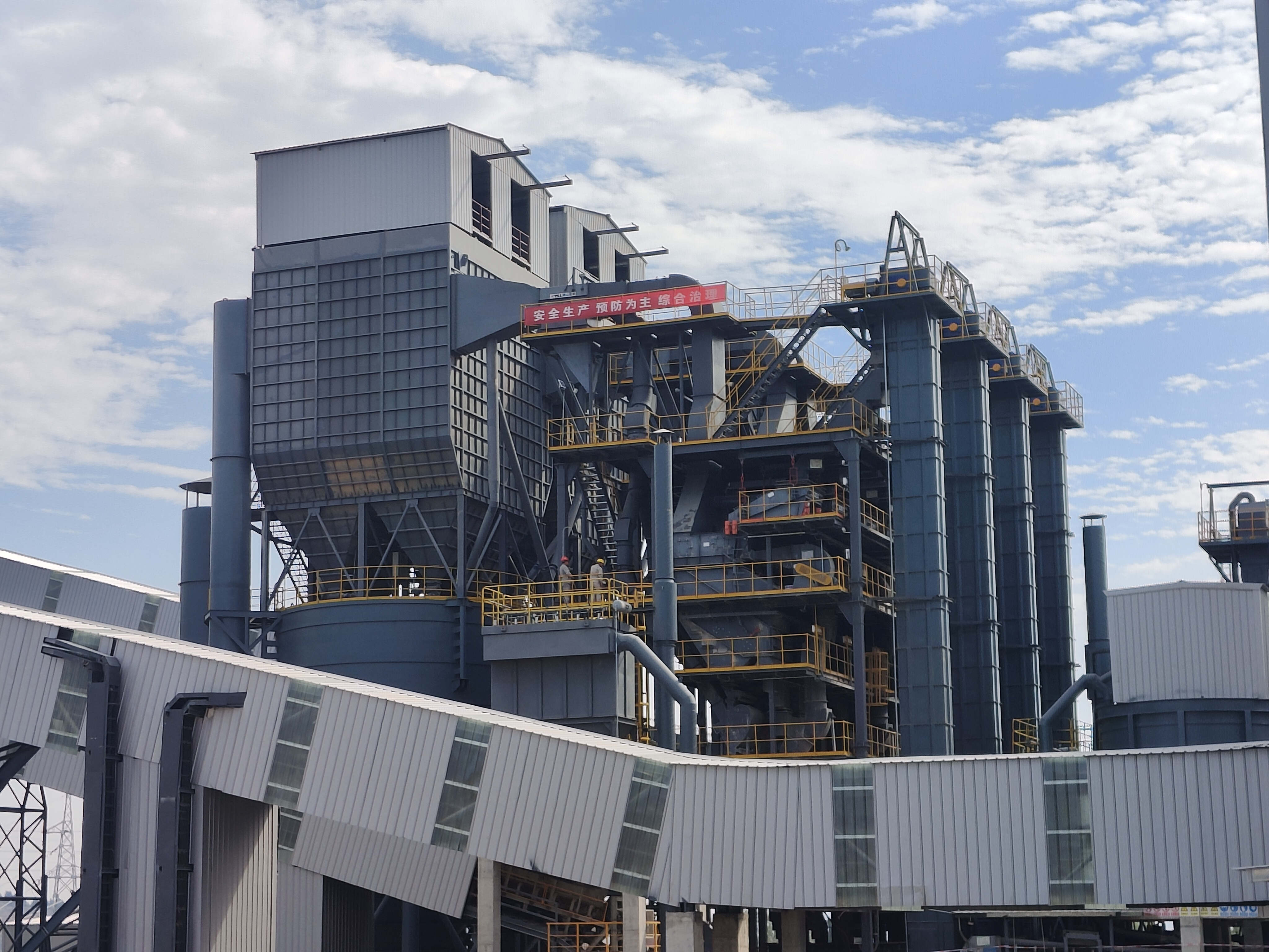 28項大型基礎建設工程獲批，制砂樓助力企業(yè)提高砂石品質(zhì)
