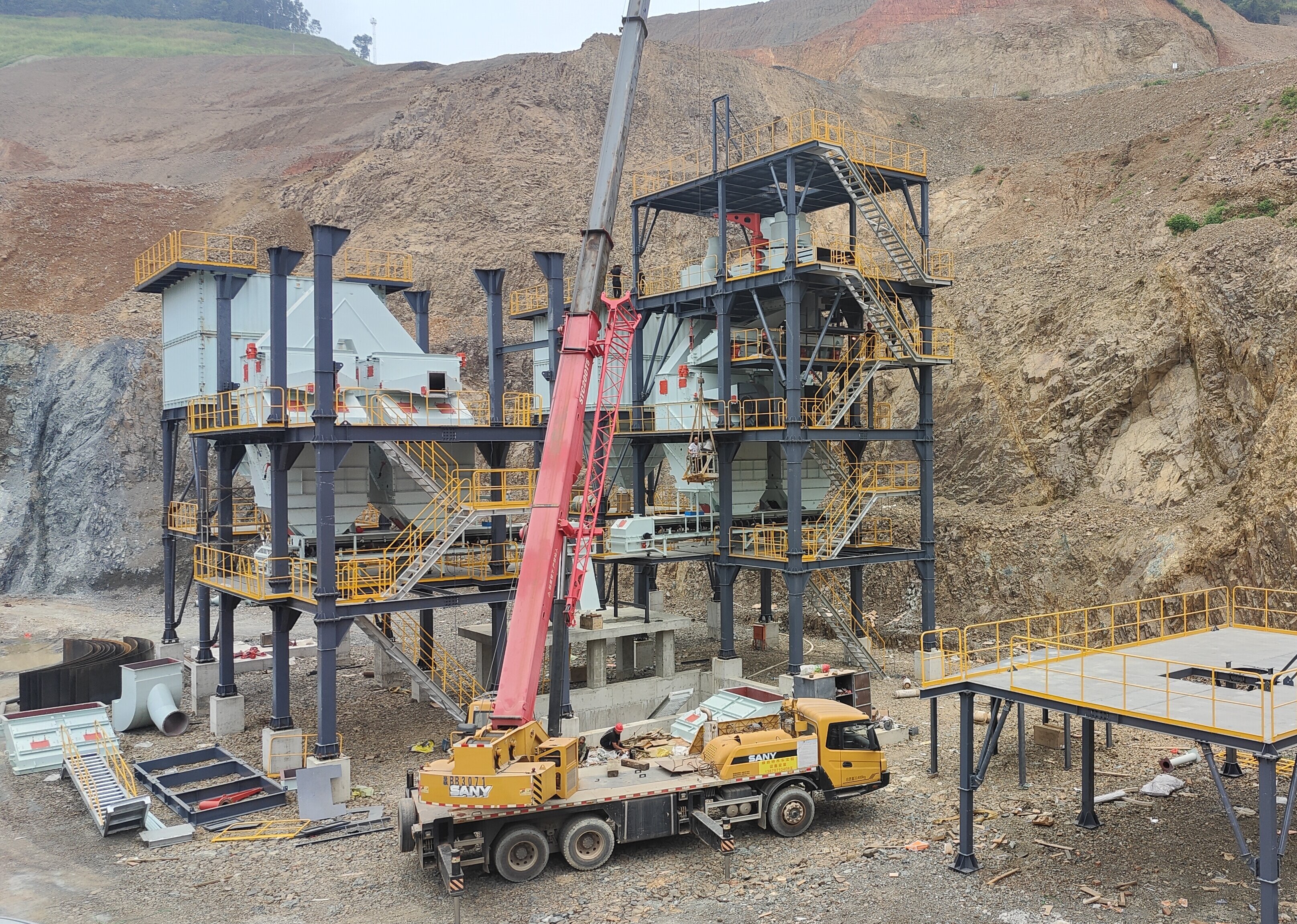 制砂樓 —— 從石到砂，一鍵轉(zhuǎn)換的制砂革命